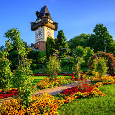 Der historische Uhrturm in Graz © Boris Stroujko