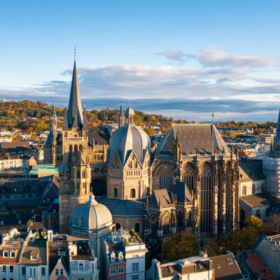 Aachener Dom ©Canva