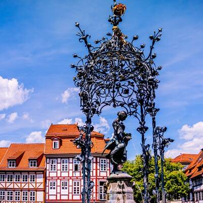 Gänseliesel-Brunnen in Göttingen ©AdobeStock_mstein