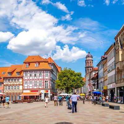 Marktplatz in Göttingen ©AdobeStock_Sina Ettmer
